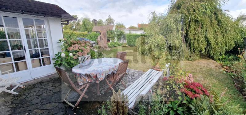 Maison - 165 m² - 6 pièces