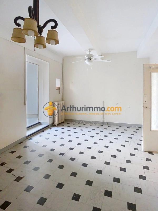 Immeuble - 95 m² - 6 pièces