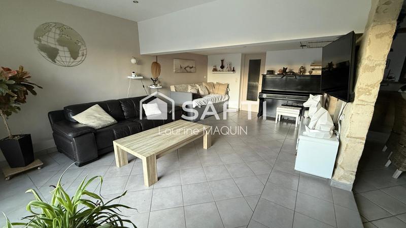 Maison - 240 m² - 6 pièces