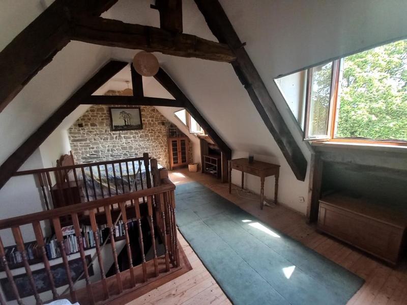 Maison en pierre - 200 m² - 10 pièces