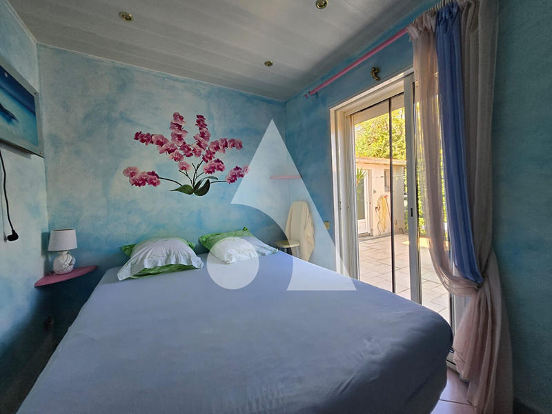 Immeuble - 163 m² - 6 pièces