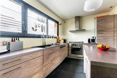 Maison - 135 m² - 5 pièces