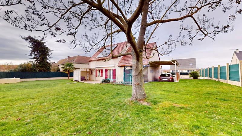 Maison - 90 m² - 4 pièces