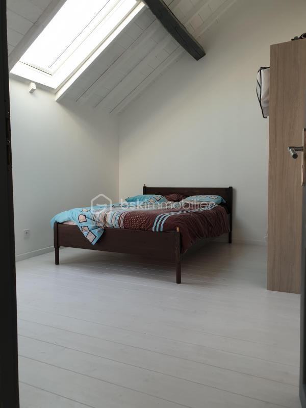 Maison - 230 m² - 8 pièces