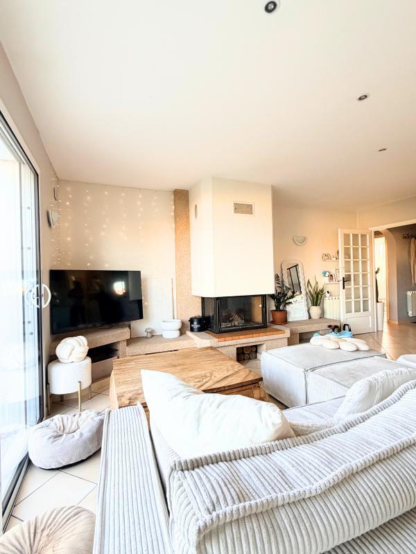 Maison traditionnelle - 111 m² - 4 pièces