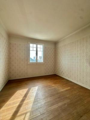 Maison - 96 m² - 4 pièces