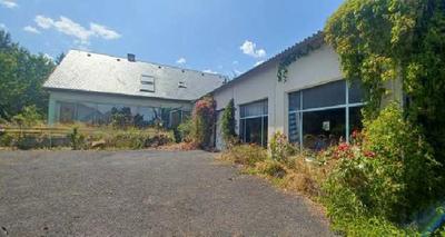 Maison - 190 m² - 10 pièces