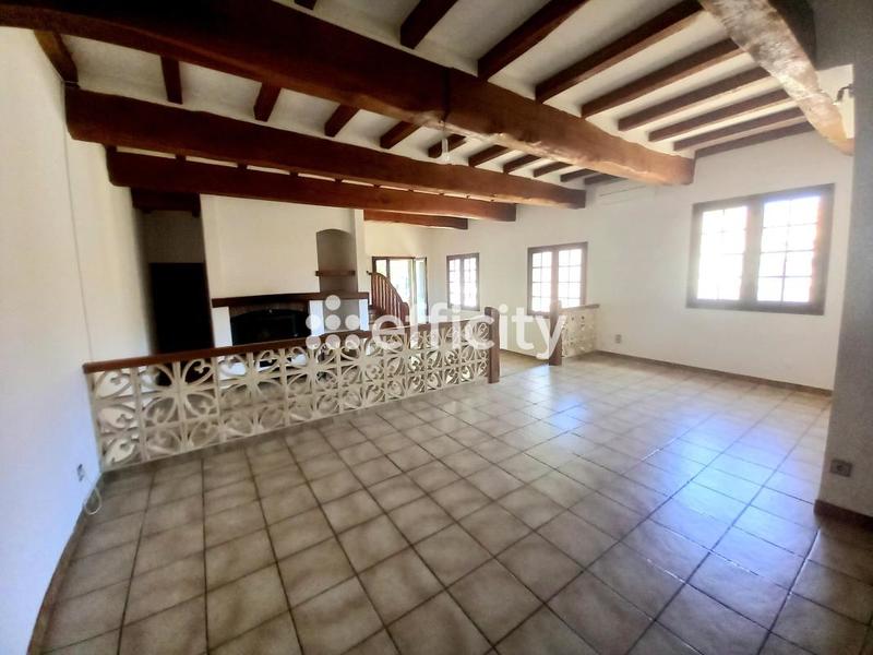 Maison - 146 m² - 7 pièces