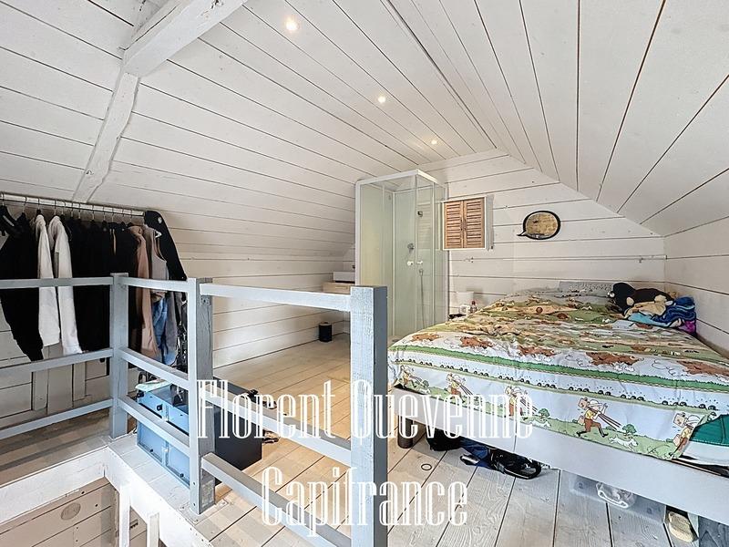 Maison - 180 m² - 6 pièces