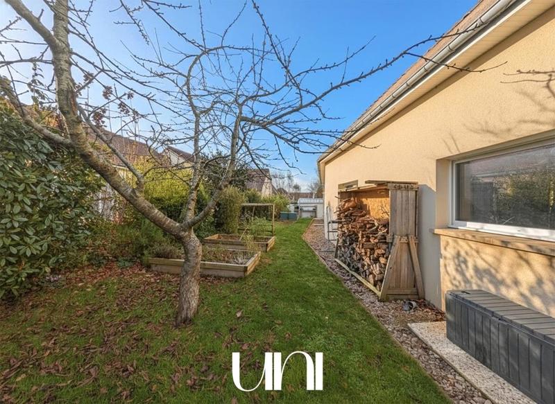 Maison - 220 m² - 10 pièces