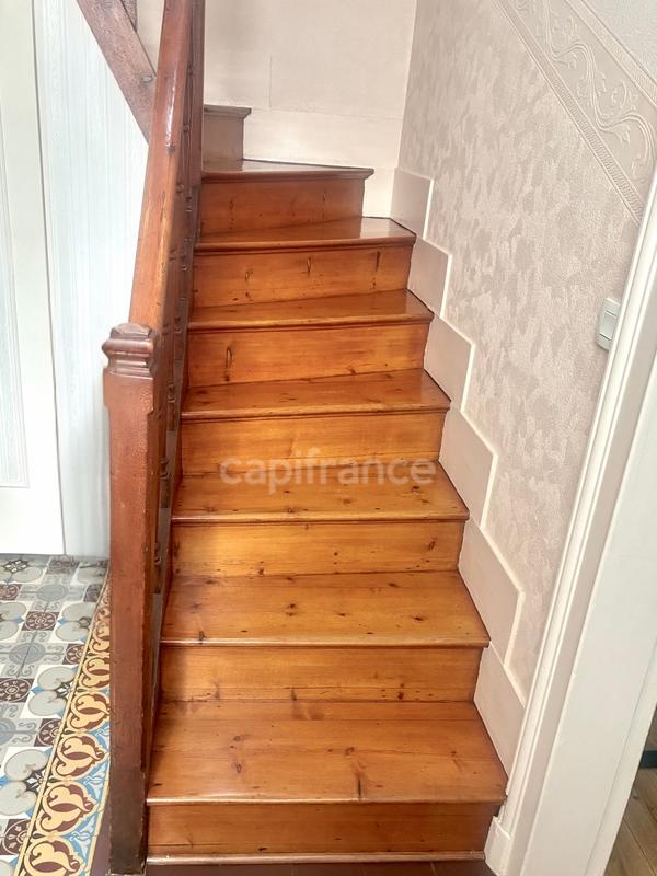 Maison - 128 m² - 6 pièces