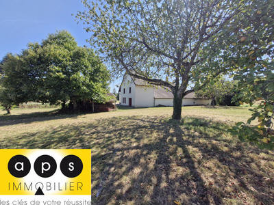 Maison - 210 m² - 8 pièces