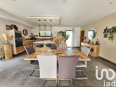 Maison - 120 m² - 4 pièces