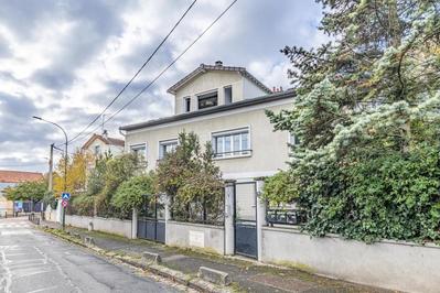 Appartement - 96 m² - 4 pièces