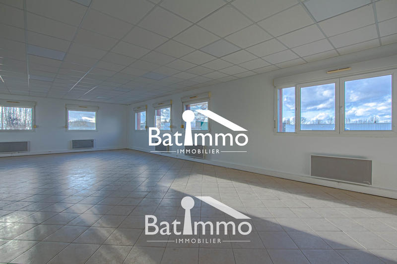 Local d'activités - 150 m²