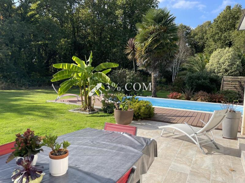 Propriété - 150 m² - 5 pièces