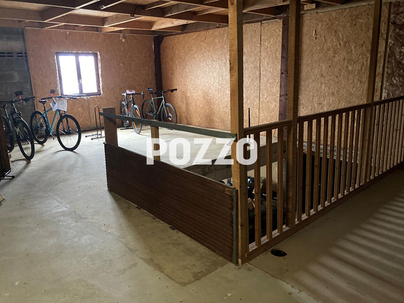 Local commercial - 392 m² - 5 pièces