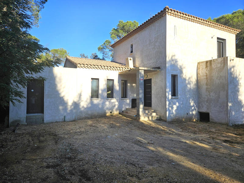 Villa - 180 m² - 5 pièces