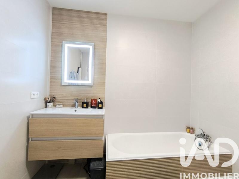 Appartement - 83 m² - 4 pièces