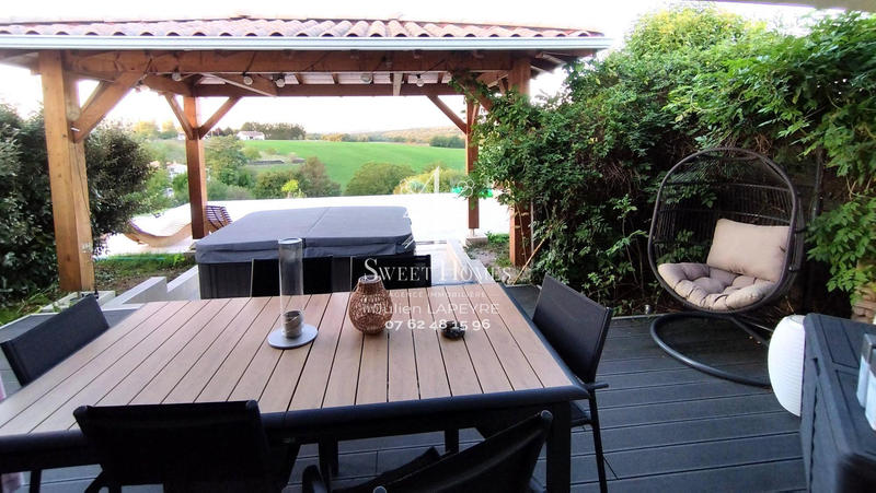 Maison - 114 m² - 5 pièces