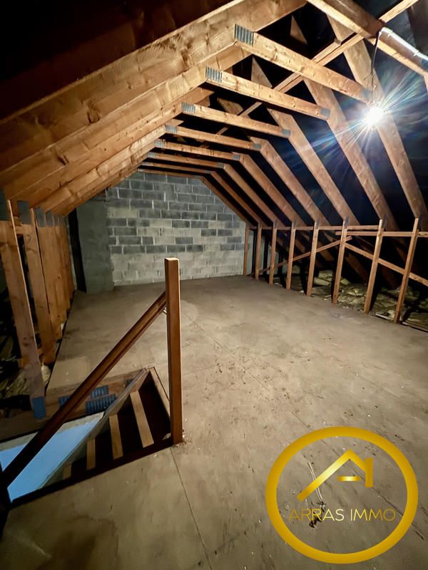 Maison - 110 m² - 4 pièces