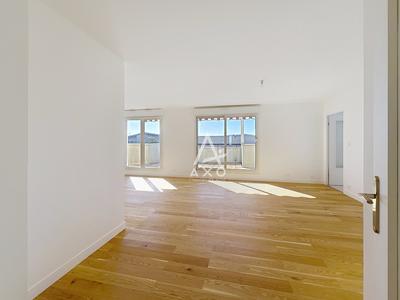 Appartement - 122 m² - 5 pièces