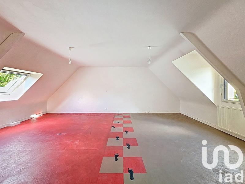 Maison - 197 m² - 9 pièces