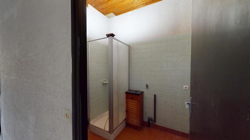 Maison - 230 m² - 8 pièces