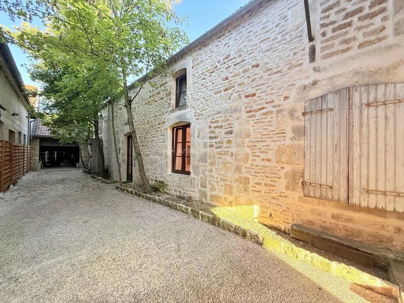 Maison - 158 m² - 5 pièces