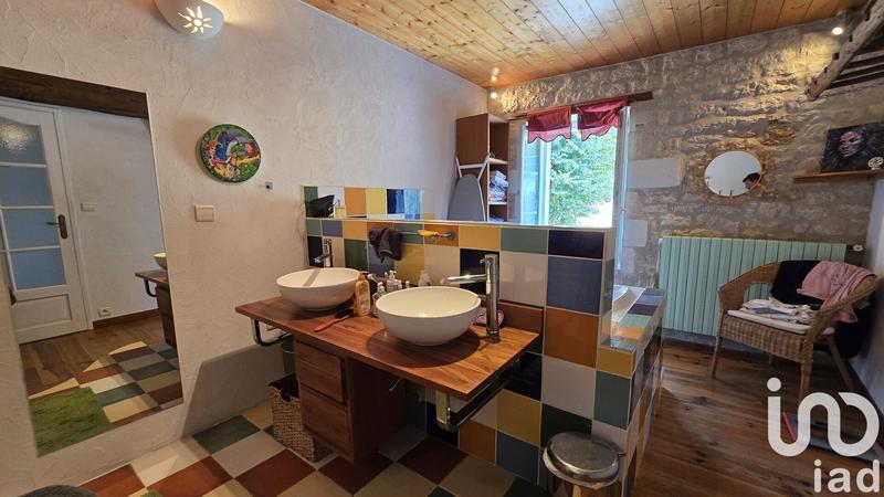 Maison - 203 m² - 6 pièces