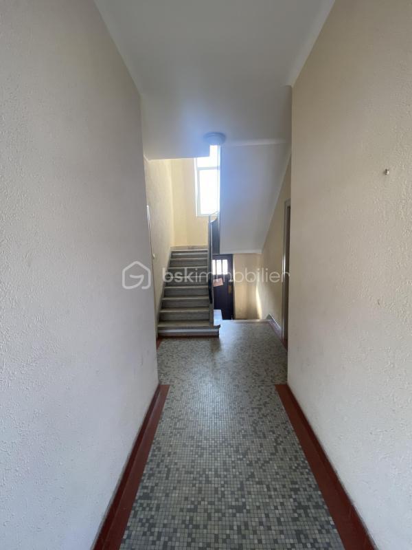 Immeuble - 300 m² - 13 pièces