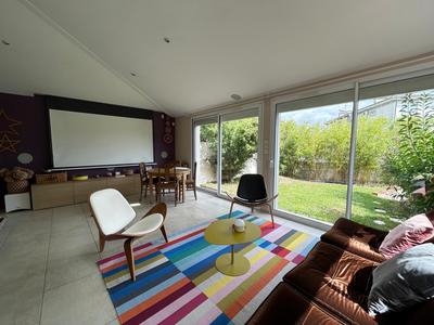 Villa - 202 m² - 7 pièces