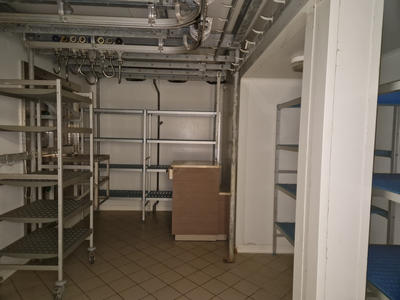 Local commercial - 68 m² - 3 pièces