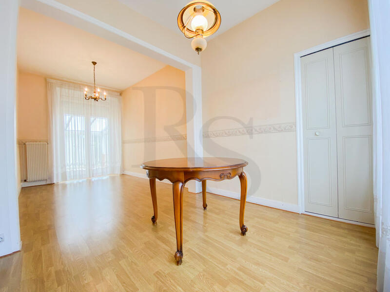 Maison - 116 m² - 6 pièces