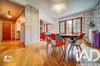 Maison - 161 m² - 7 pièces