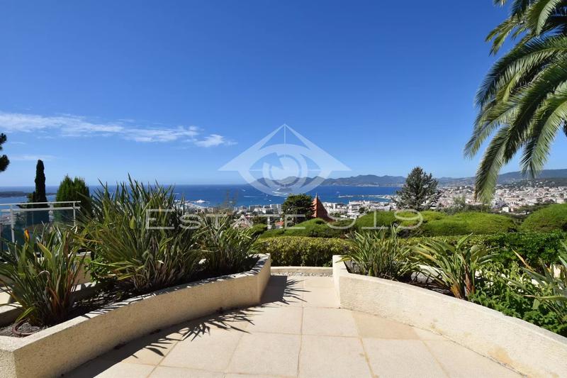 Appartement - 83 m² - 3 pièces