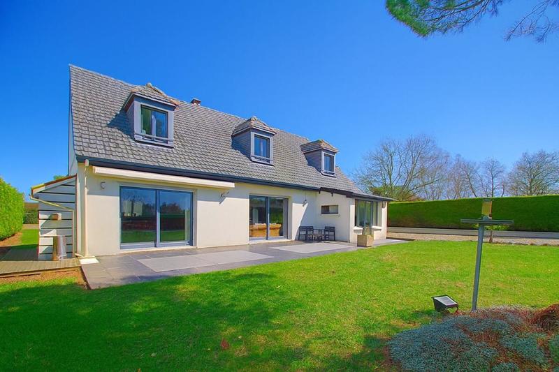 Maison - 199 m² - 5 pièces