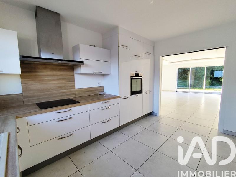 Maison - 106 m² - 5 pièces