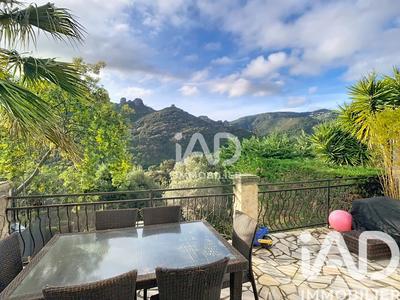 Maison - 101 m² - 4 pièces