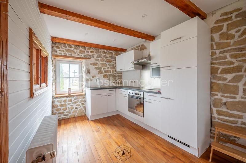 Maison - 238 m² - 8 pièces