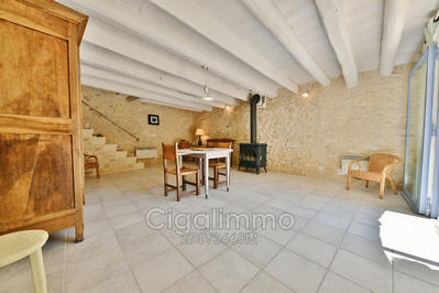 Maison en pierre - 80 m² - 4 pièces