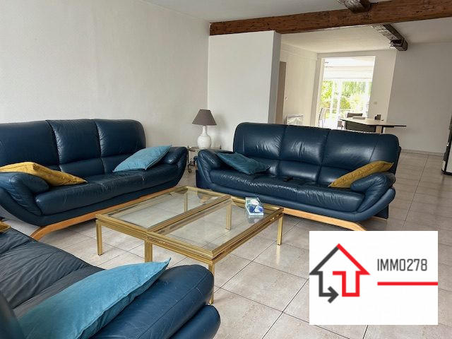 Maison - 232 m² - 7 pièces