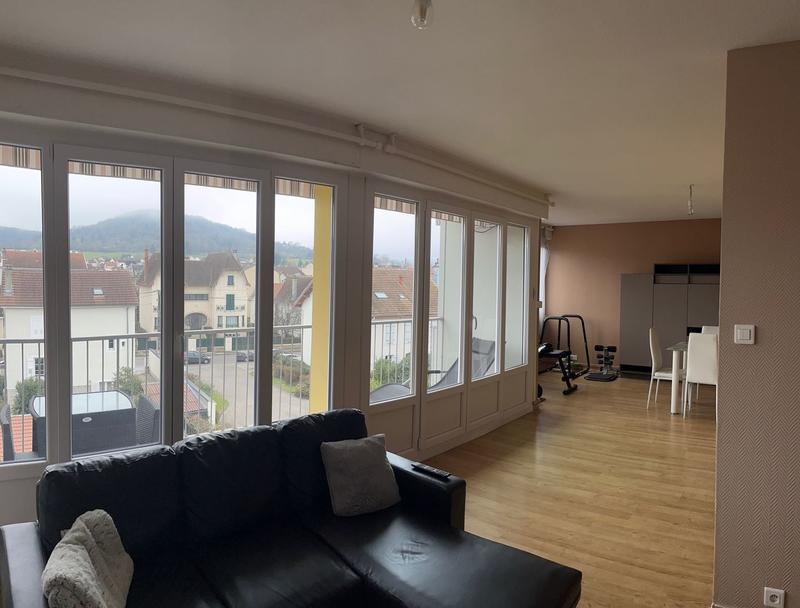 Appartement - 97 m² - 5 pièces