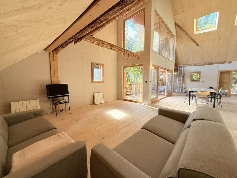 Châlet - 187 m² - 6 pièces