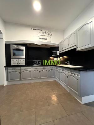 Maison ancienne - 229 m² - 8 pièces