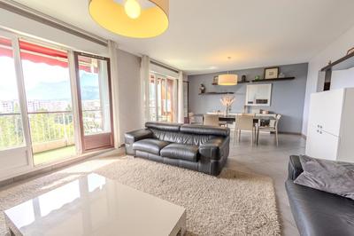 Appartement - 101 m² - 4 pièces