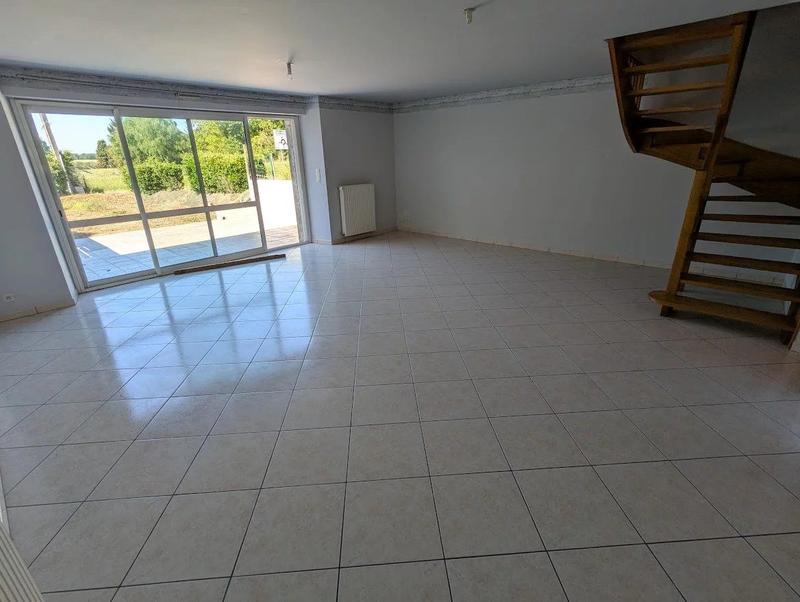 Maison - 284 m² - 12 pièces