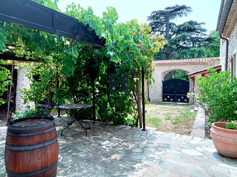 Maison - 160 m² - 8 pièces