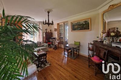 Maison - 170 m² - 8 pièces