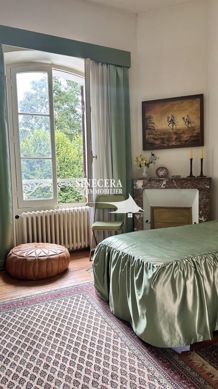 Maison - 140 m² - 9 pièces